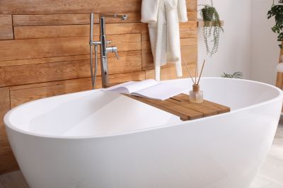 Minimalist Modern Bathtub